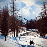 Caldo Rifugio Con Giardino In Pieno Centro Διαμέρισμα Κουρμαγιέρ