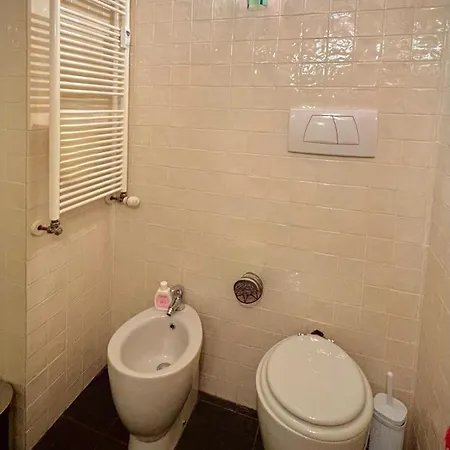 Appartamento Caldo Rifugio Con Giardino In Pieno Centro *